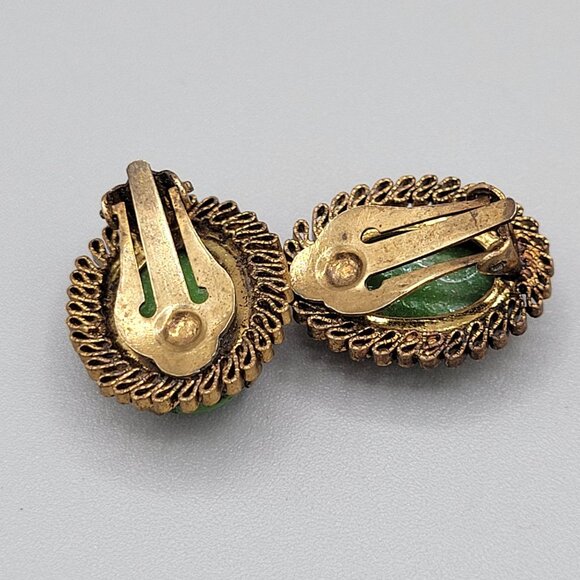 Moroccan Matrix Domed Clip On Earrings Molded Enamel Filigree Frame Vintage - Picture 4 of 5